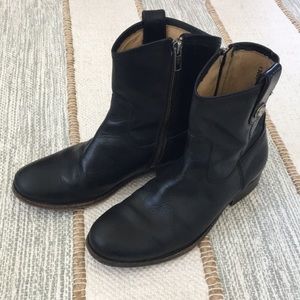 Frye Melissa Button Bootie Size 6